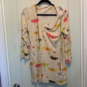 Butterfly tunic with hood and pockets